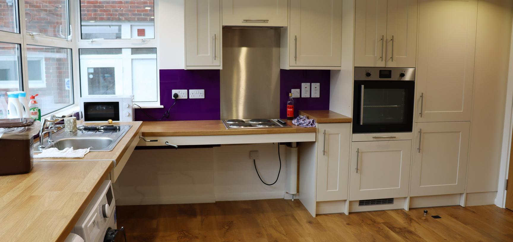 accessible kitchen with adjustable countertops 