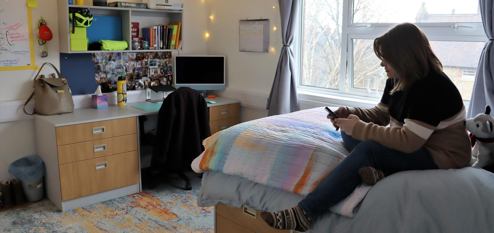 kaley in eight bed cluster room